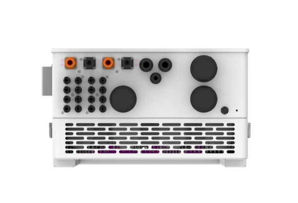 Deye 30kW Hybrid Inverter with Integrated Charge Controller for Energy-Efficient Solar Projects and Sustainable Power Solutions - Image 4